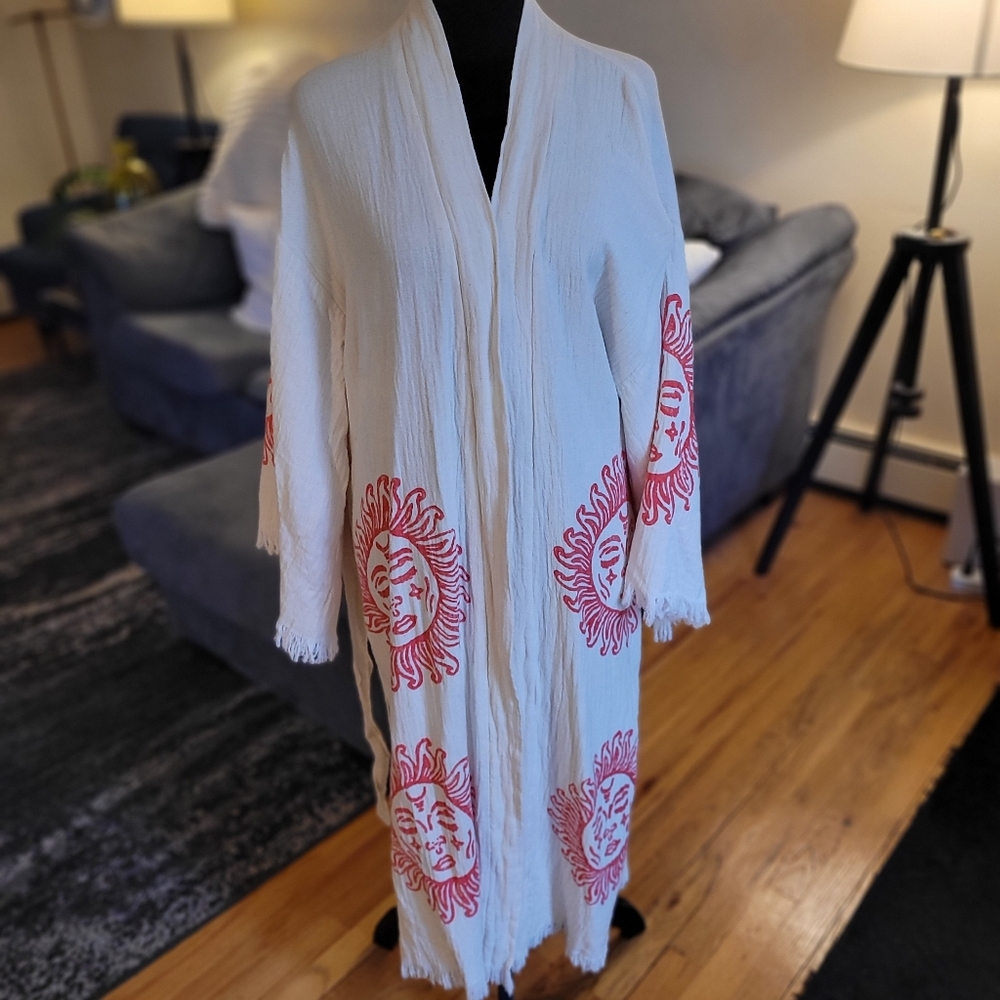 Sun Motif Cream and Orange Kimono Robe Size M/L - Picture 7 of 13
